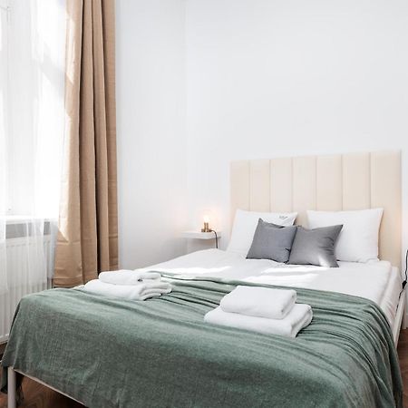 Krupnicza Modern Old Town Apartments - By Upstairs Красков Екстериор снимка